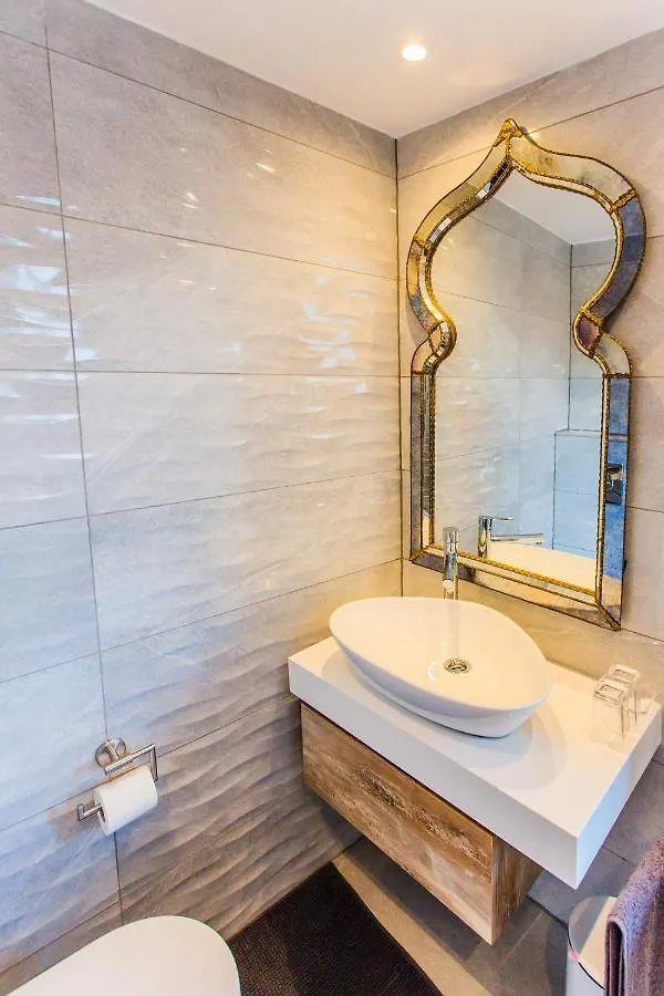 Suite Bora Bora Marbella Apartamento